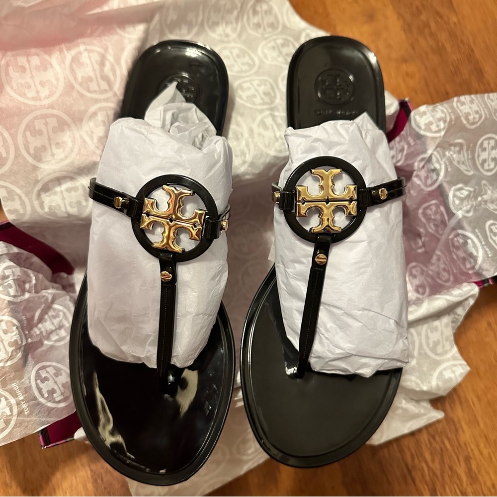 NWB Tory Burch Mini Miller Flat Thong - Perfect Black - Size 10 🖤